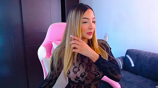 im grecia online show from 03-25-26, 12:48