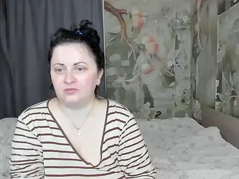 Lillian2 online show from 03-27-26, 01:36