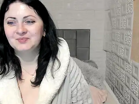 Lillian2 online show from 02-26-25, 09:09