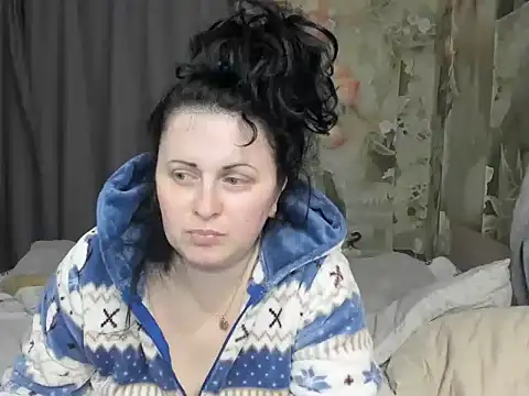 Lillian2 online show from 04-02-26, 06:36