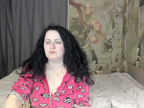 Lillian2 online show from 03-29-26, 06:42