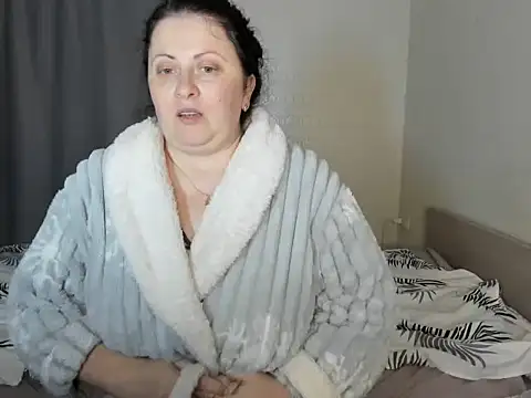 Lillian2 online show from 09-24-25, 10:05