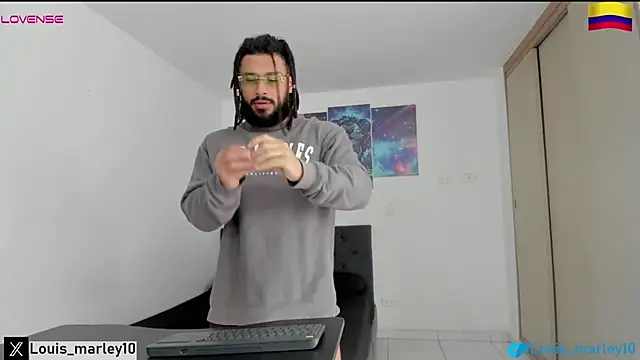 Louis marley   online show from 10-12-25, 03:57