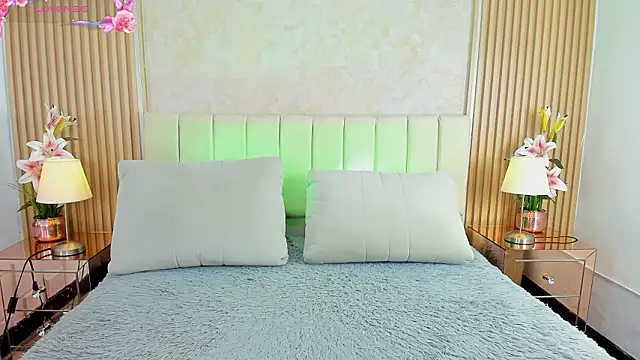 Snapshot of LUNATAYLORS chatting on 03-04-26, 11:07 LUNATAYLORS online show from 03-04-26, 11:07