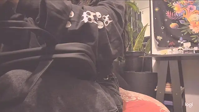 MYFAVOURITESTRAGER online show from 02-05-26, 02:07