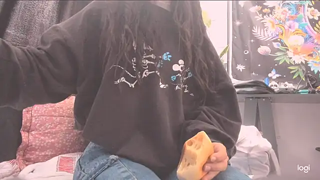 MYFAVOURITESTRAGER online show from 02-26-26, 04:18