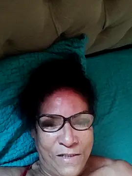 Snapshot of Delicy1 chatting on 10-26-25, 11:10 Delicy1 online show from 10-26-25, 11:10