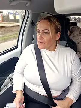 Isabellaa04 online show from 02-16-26, 09:30