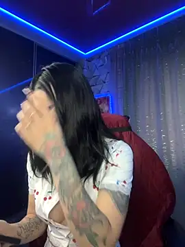 Queen of pain online show from 11-27-25, 06:03