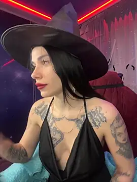 Queen of pain online show from 10-31-25, 07:27