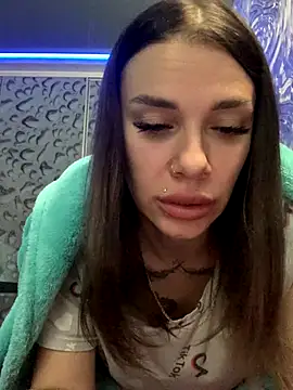 Queen of pain online show from 09-29-25, 07:26