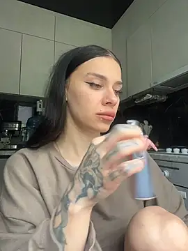 Snapshot of Queen_of_pain chatting on 05-27-26, 06:43 Queen of pain online show from 05-27-26, 06:43