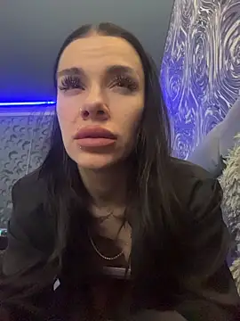 Snapshot of Queen_of_pain chatting on 01-18-26, 07:01 Queen of pain online show from 01-18-26, 07:01