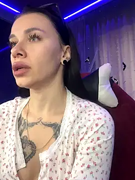 Queen of pain online show from 10-24-25, 07:40