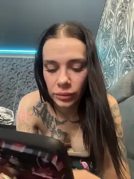 Snapshot of Queen_of_pain chatting on 02-05-26, 06:20 Queen of pain online show from 02-05-26, 06:20