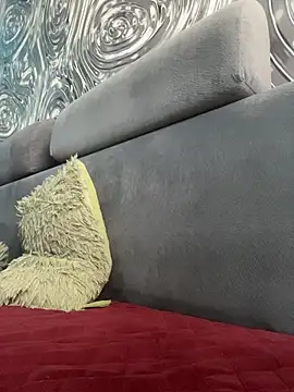 Queen of pain online show from 04-05-26, 07:48