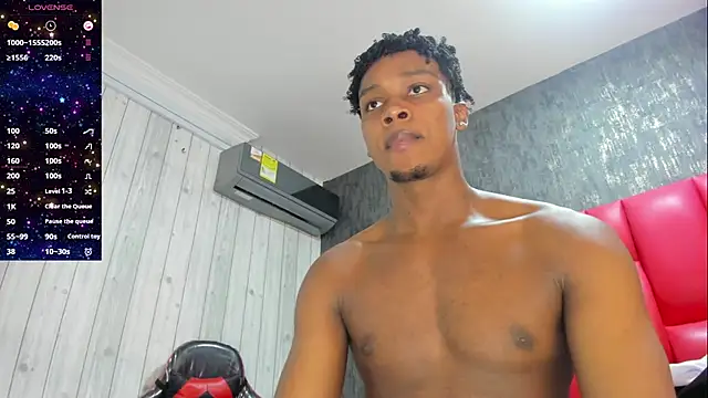 Snapshot of DominicSccott chatting on 07-22-26, 12:51 DominicSccott online show from 07-22-26, 12:51