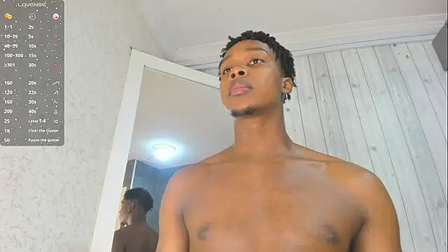Snapshot of DominicSccott chatting on 07-23-26, 12:57 DominicSccott online show from 07-23-26, 12:57