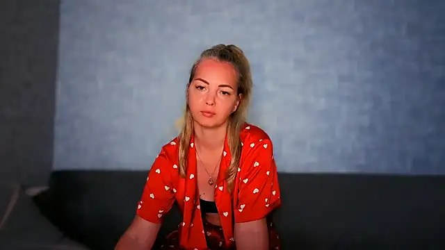 iam Venus online show from 07-24-26, 03:46