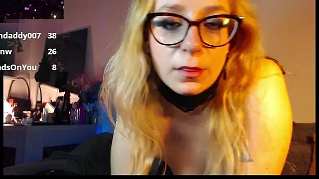 Snapshot of welliza chatting on 03-11-25, 02:53 welliza online show from 03-11-25, 02:53