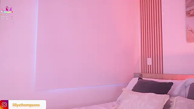 LillyThompson online show from 10-03-25, 08:32