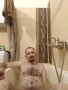 Adriandan1982 online show from 10-05-25, 01:02