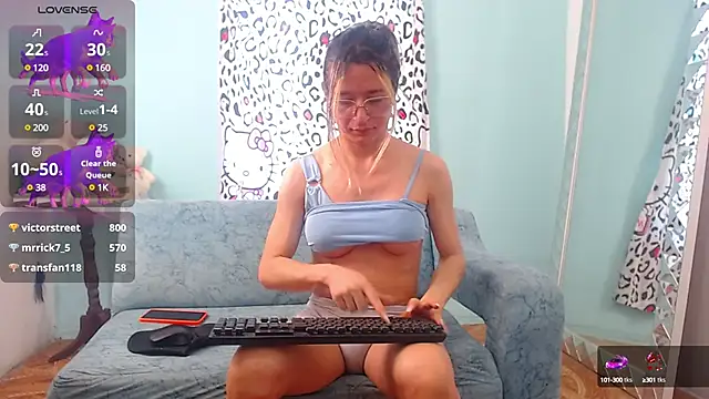 Snapshot of heidy_sweetts chatting on 02-23-25, 06:01 heidy sweetts online show from 02-23-25, 06:01