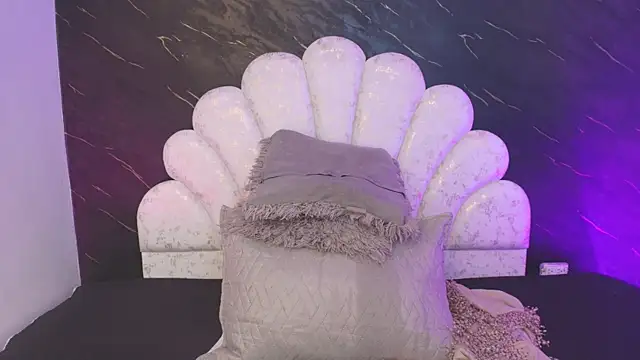  MiaBrown  online show from 03-24-26, 12:05