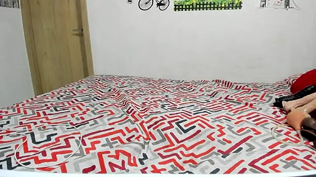 Snapshot of carlos_and_diana chatting on 03-06-26, 10:27 carlos and diana online show from 03-06-26, 10:27