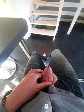 Snapshot of jk1981jk chatting on 02-26-26, 03:01 jk1981jk online show from 02-26-26, 03:01