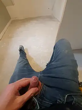 Snapshot of jk1981jk chatting on 02-09-26, 12:58 jk1981jk online show from 02-09-26, 12:58