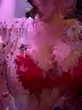 Snapshot of christhinna chatting on 10-22-25, 02:44 christhinna online show from 10-22-25, 02:44