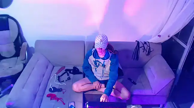 dussan online show from 02-26-25, 02:41