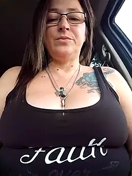 angelbaby1998 online show from 12-20-25, 11:40