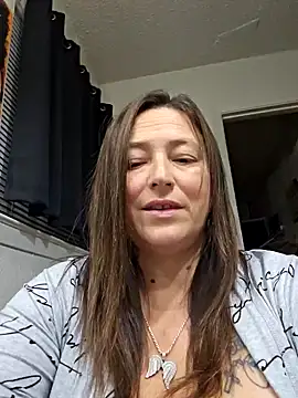 Snapshot of angelbaby1998 chatting on 12-22-24, 09:00 angelbaby1998 online show from 12-22-24, 09:00