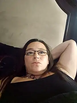 Snapshot of angelbaby1998 chatting on 09-21-25, 10:48 angelbaby1998 online show from 09-21-25, 10:48