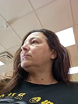 Snapshot of angelbaby1998 chatting on 12-29-24, 08:48 angelbaby1998 online show from 12-29-24, 08:48