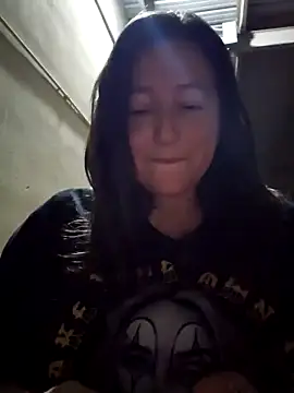 Snapshot of angelbaby1998 chatting on 12-16-24, 04:45 angelbaby1998 online show from 12-16-24, 04:45