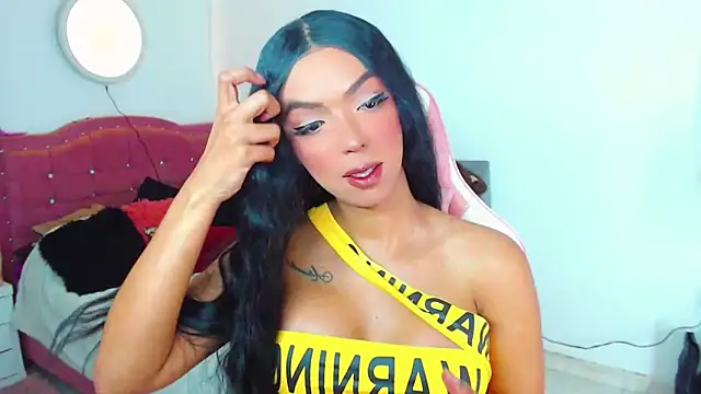 Tanedra collings online show from 04-11-26, 09:18