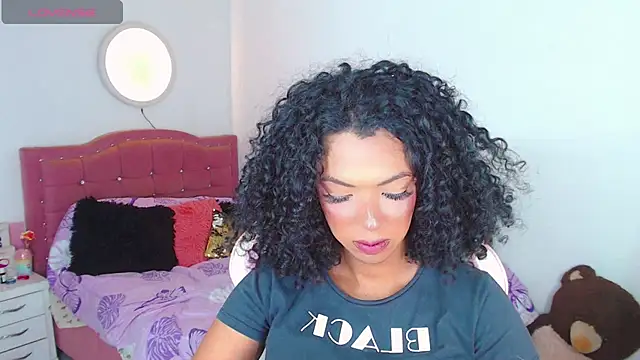 Snapshot of Tanedra_collings chatting on 07-14-26, 03:11 Tanedra collings online show from 07-14-26, 03:11