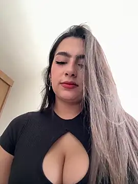 Nicollemays online show from 03-31-26, 02:30