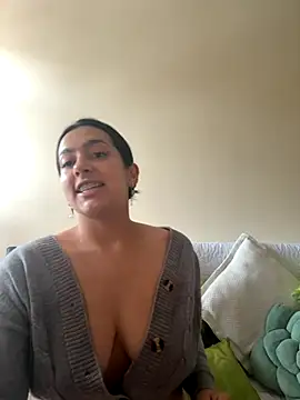 Snapshot of Nicollemays chatting on 09-19-25, 03:16 Nicollemays online show from 09-19-25, 03:16