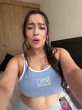 Nicollemays online show from 03-12-26, 04:11