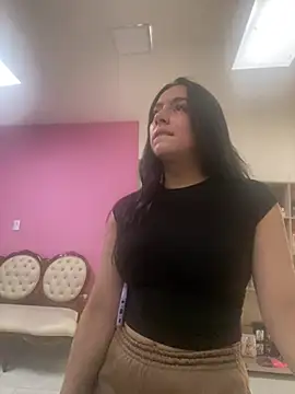 Snapshot of Nicollemays chatting on 03-18-25, 12:06 Nicollemays online show from 03-18-25, 12:06