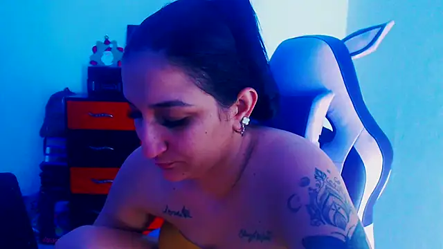 liz dirty online show from 11-24-25, 10:32