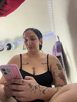 liz dirty online show from 06-19-26, 09:42