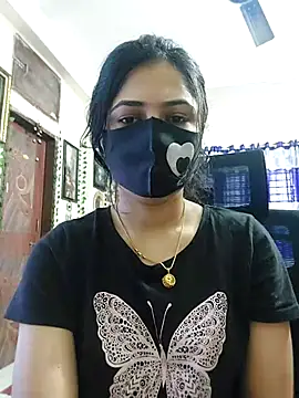 Snapshot of Suvosri chatting on 02-28-25, 04:10 Suvosri online show from 02-28-25, 04:10