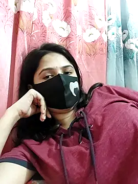 Snapshot of Suvosri chatting on 03-09-25, 01:15 Suvosri online show from 03-09-25, 01:15