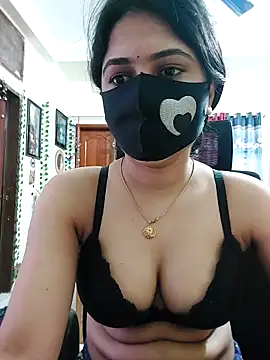 Snapshot of Suvosri chatting on 03-17-25, 07:35 Suvosri online show from 03-17-25, 07:35