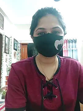 Snapshot of Suvosri chatting on 03-10-25, 01:32 Suvosri online show from 03-10-25, 01:32